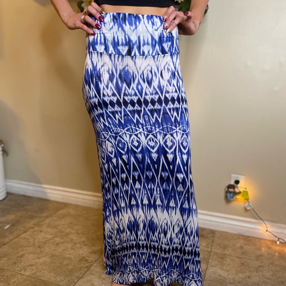 Maxi skirt